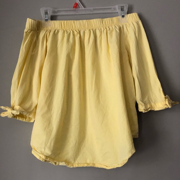 Yellow Off the Shoulder Shirt - Picture 1 of 4